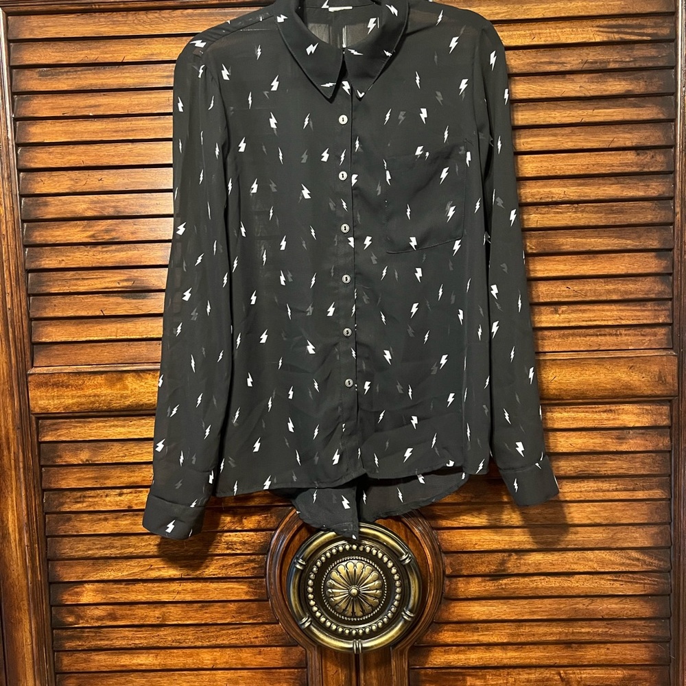 Black and White Lightning Bolt Sheer‎ Button Down Top